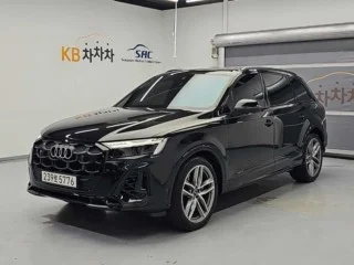 경기 수원 아우디 아우디 Q7 55 TFSI 콰트로 프리미엄 수입중고차